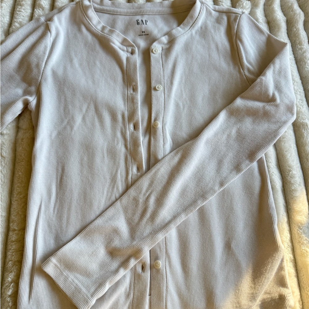 GAP Ribbed Long Sleeve Top